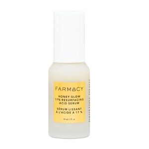 Farmacy Honey Glow Serum boost glow, it’s a reduce pores, smooth texture serum